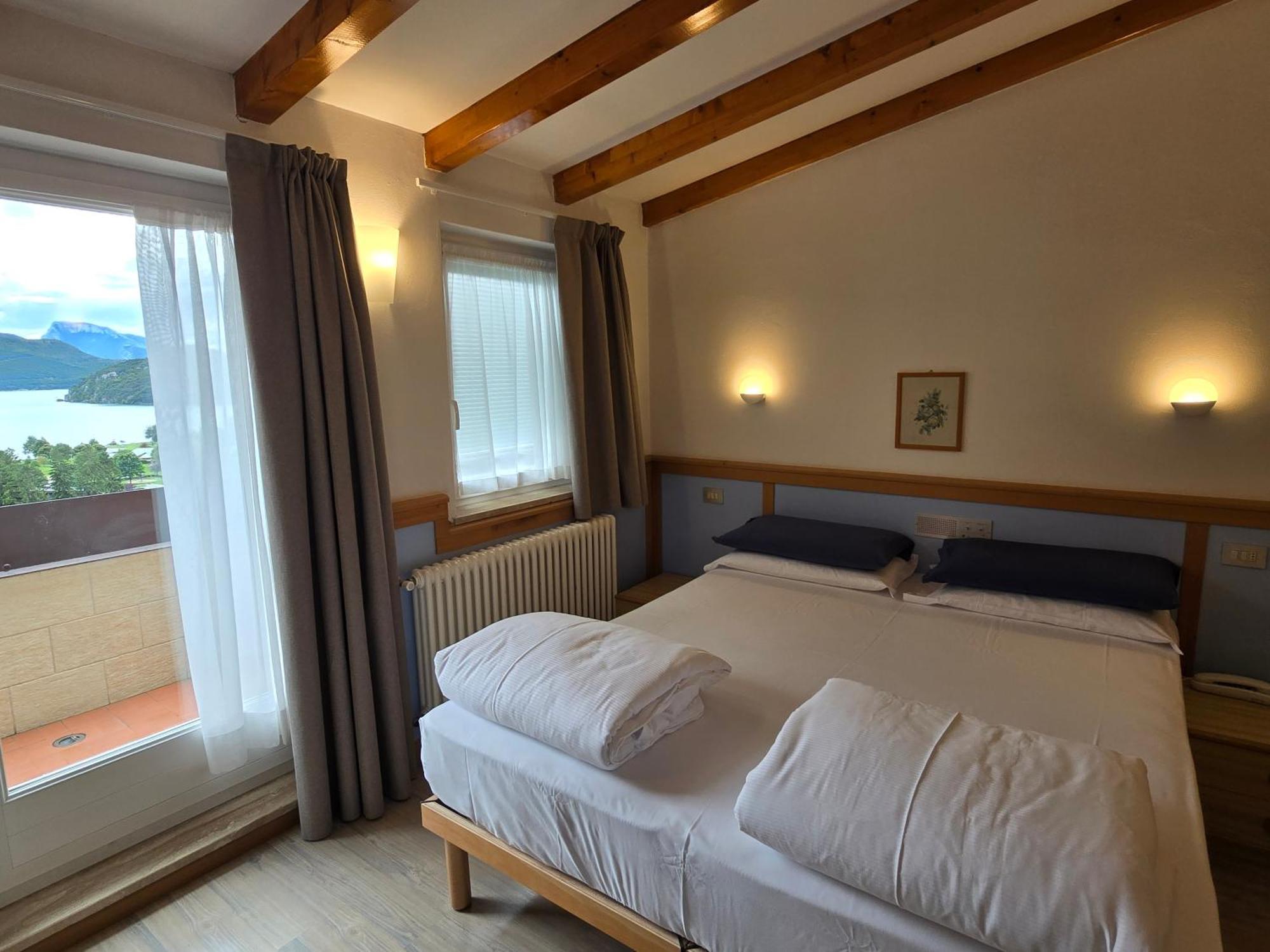 Hotel Miramonti モルヴェーノ エクステリア 写真