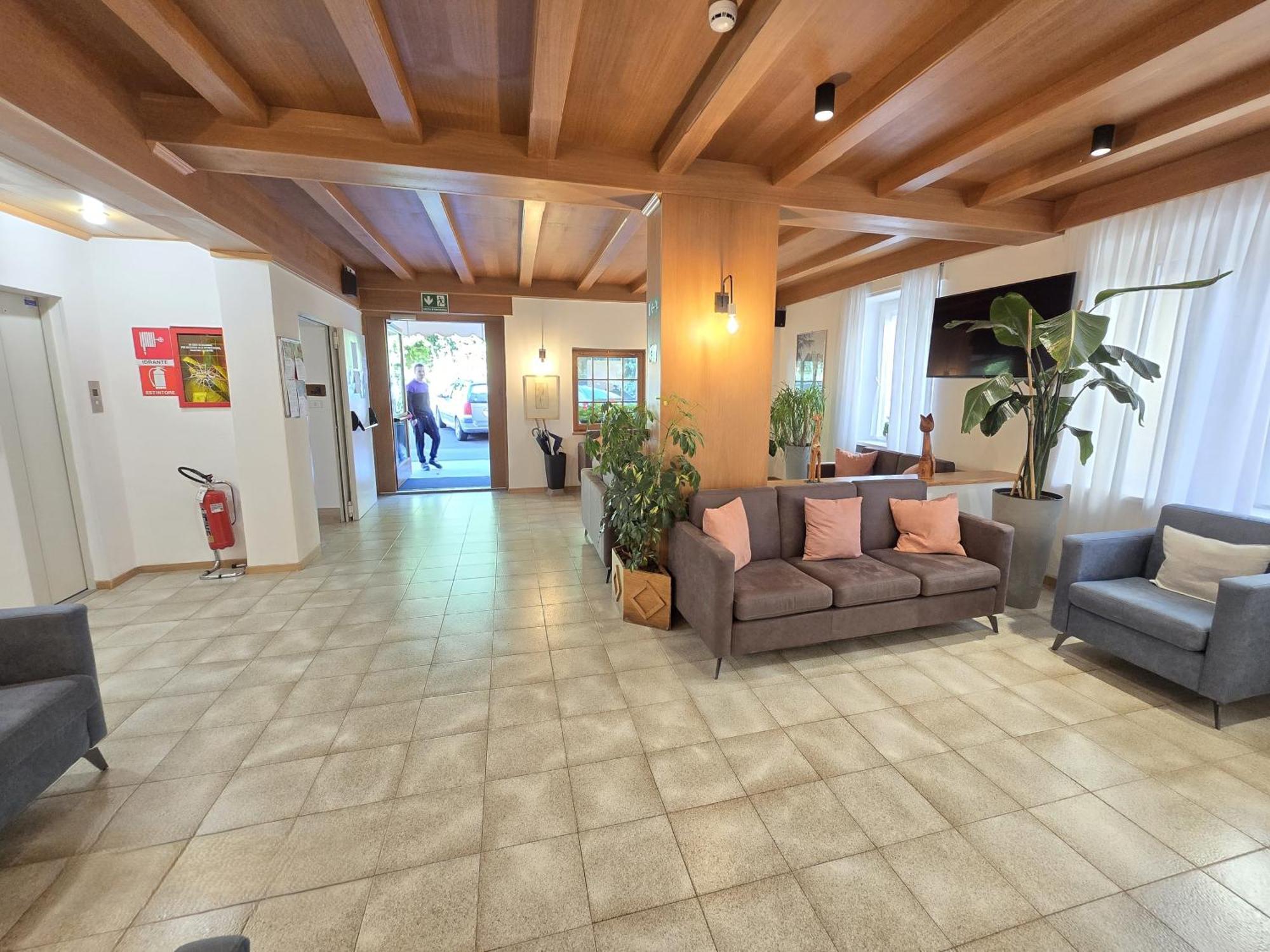 Hotel Miramonti モルヴェーノ エクステリア 写真