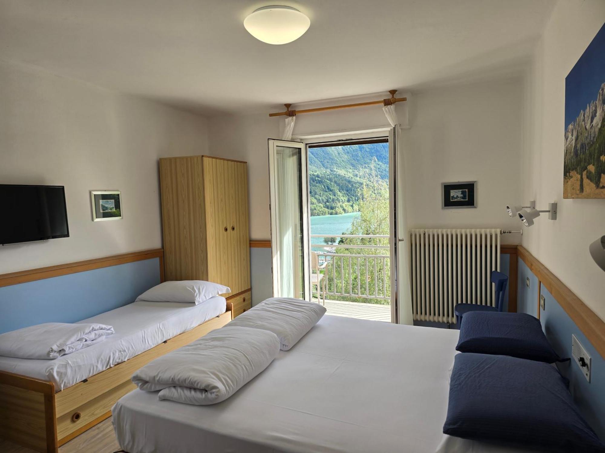 Hotel Miramonti モルヴェーノ エクステリア 写真